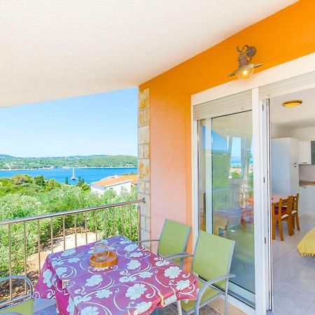 Apartments Kazimir Nečujam Kültér fotó
