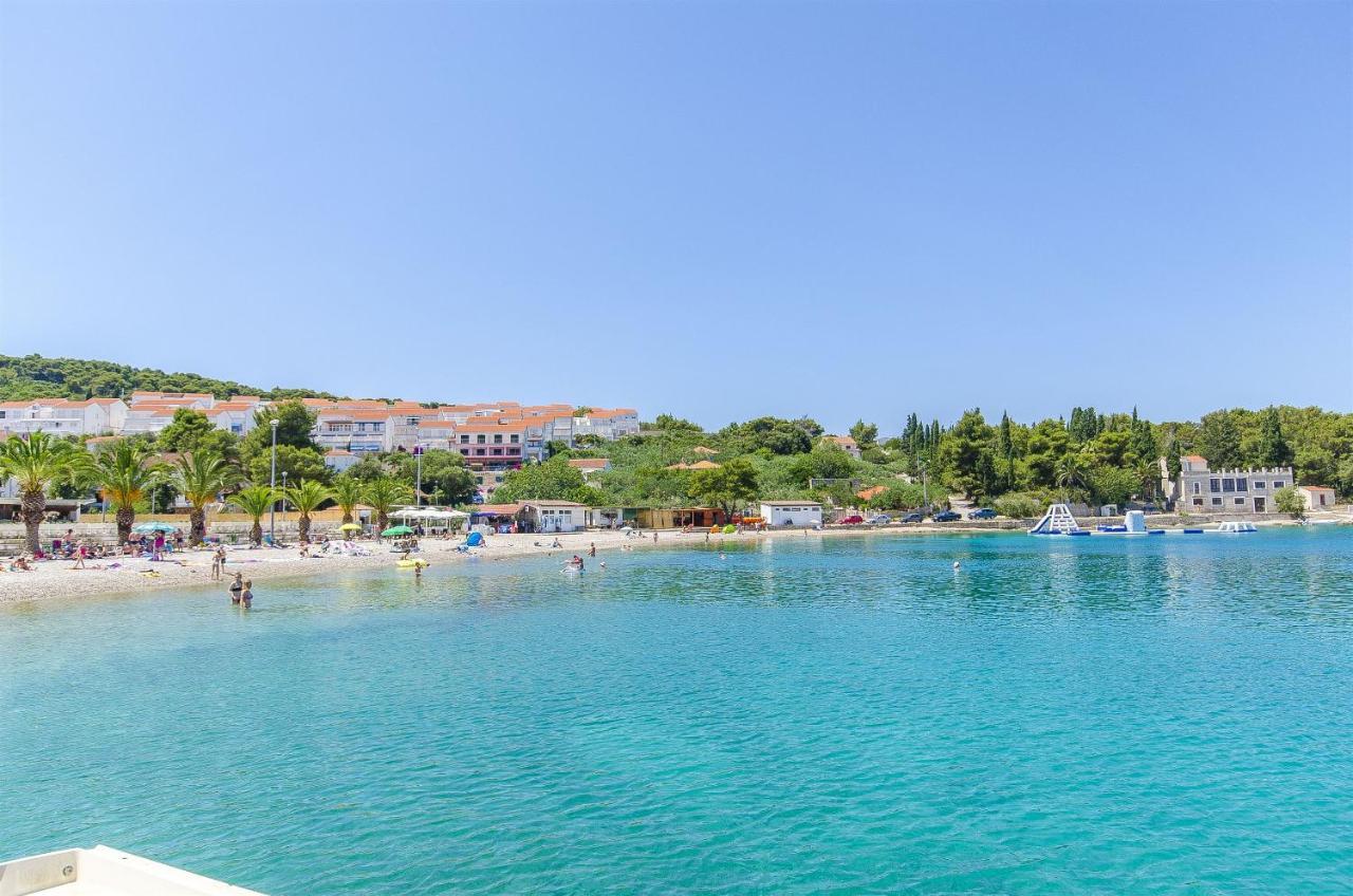 Apartments Kazimir Nečujam Kültér fotó