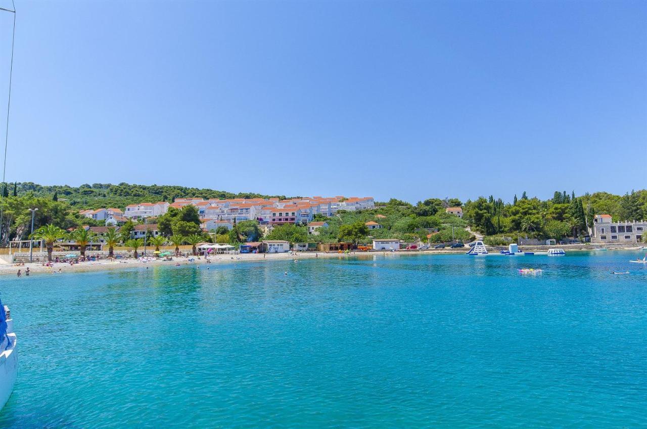 Apartments Kazimir Nečujam Kültér fotó