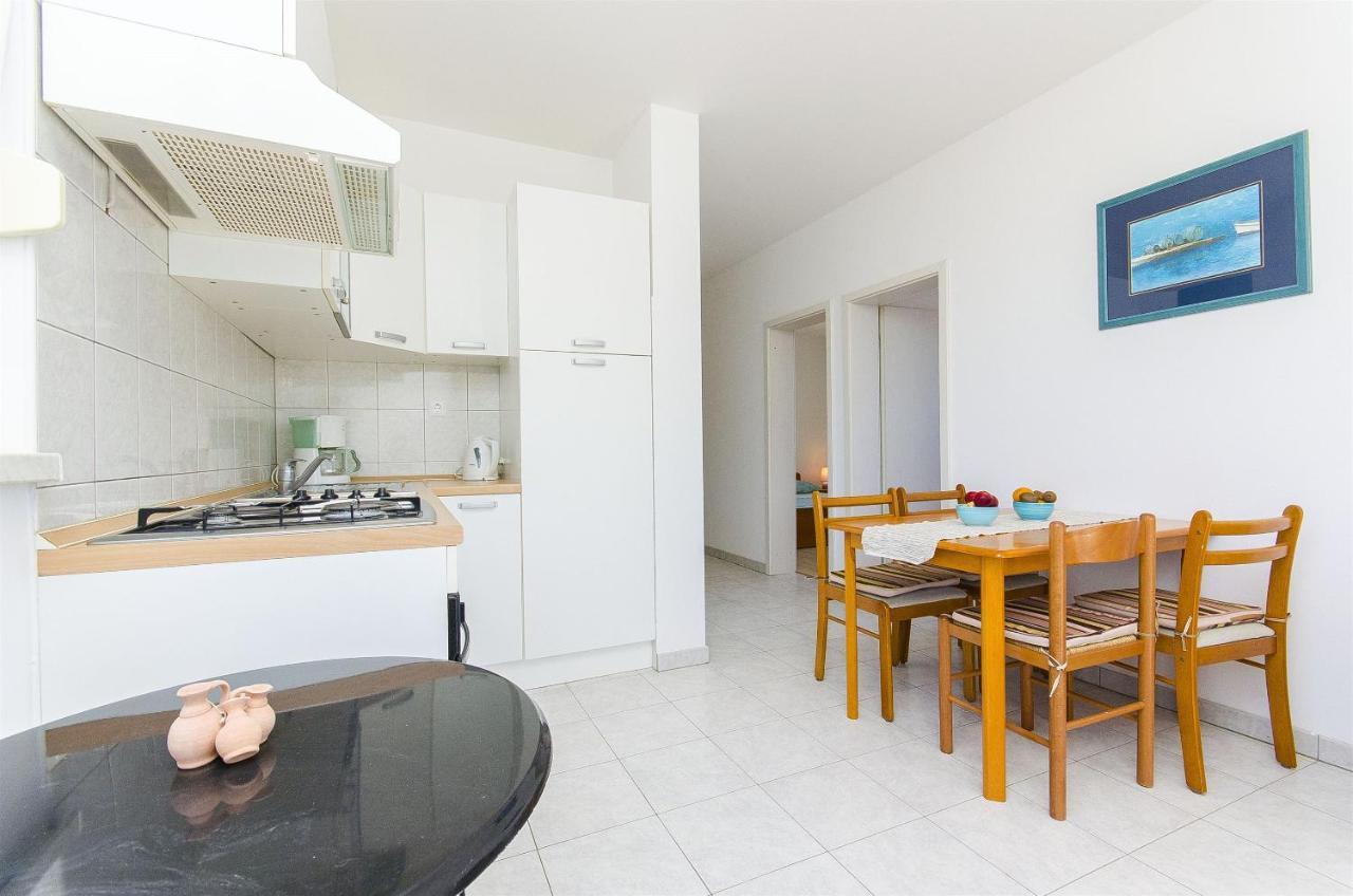 Apartments Kazimir Nečujam Kültér fotó