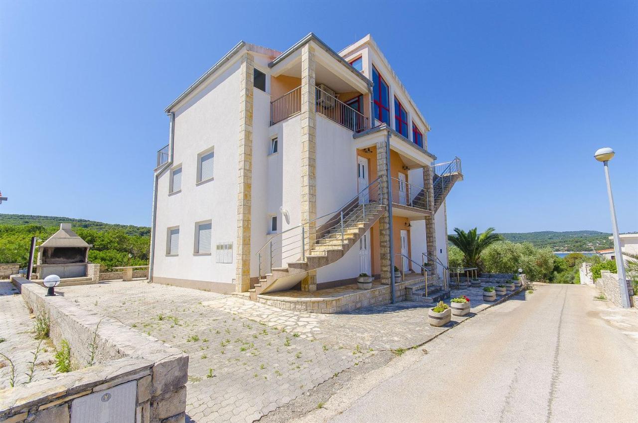 Apartments Kazimir Nečujam Kültér fotó