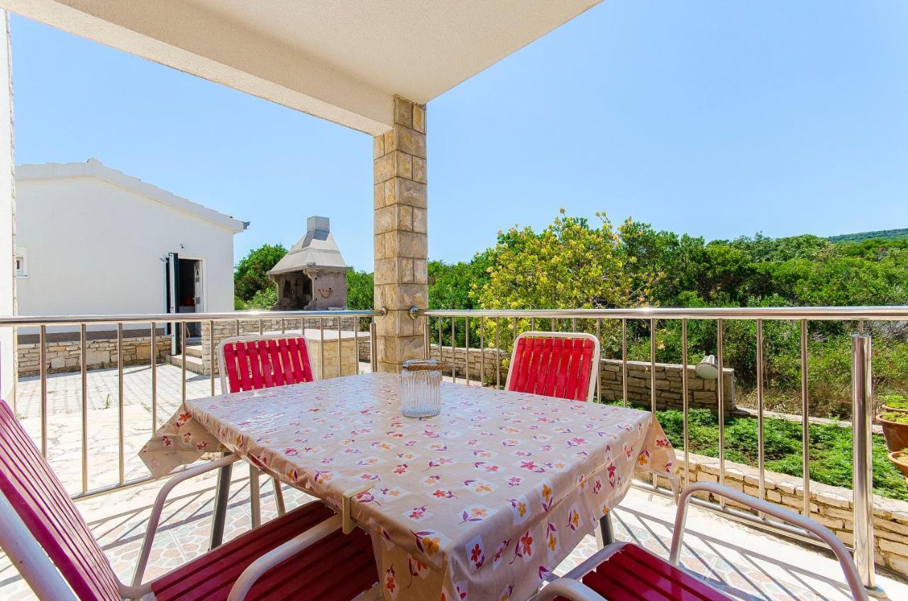 Apartments Kazimir Nečujam Kültér fotó